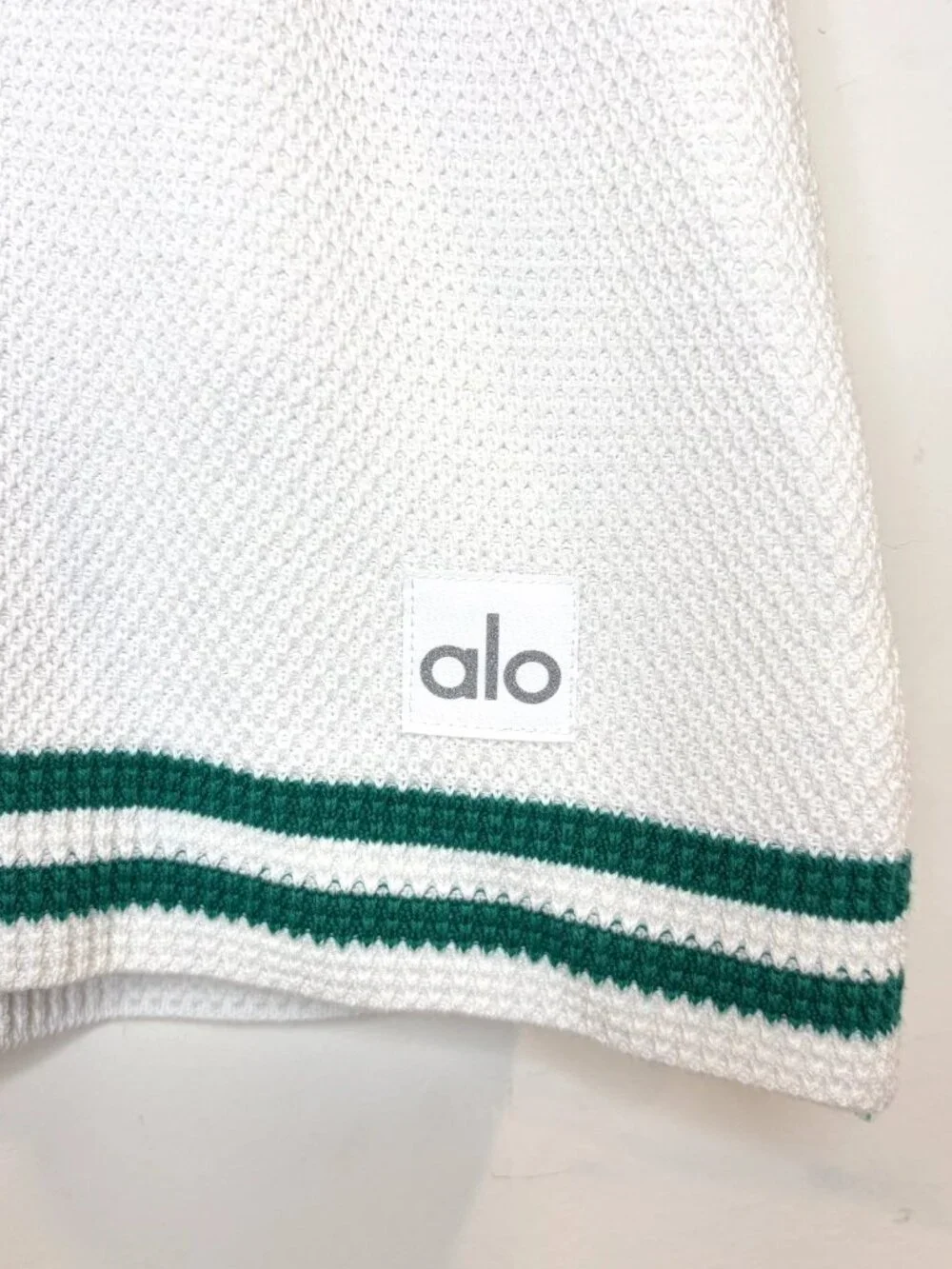 2 PC SET! Alo Yoga Tennis Club Sweater Knit Bra & Skort XXS White/Spruce Green